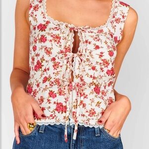 Show Me Your MuMu Mimi Top in Southern Roses M